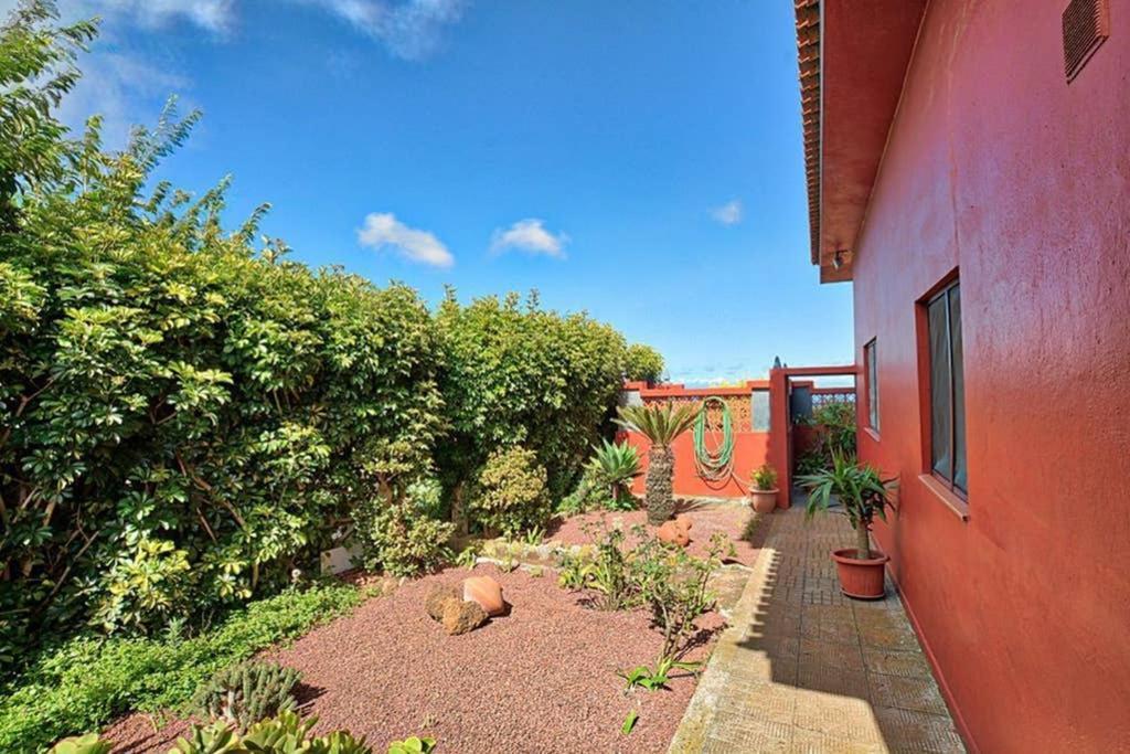 La Casa Del Huerto Apartment Los Baldios Exterior photo