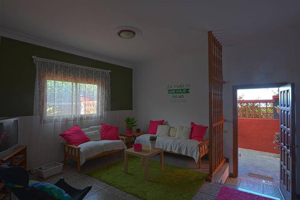 La Casa Del Huerto Apartment Los Baldios Exterior photo